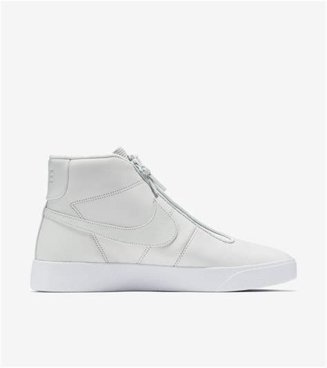 NikeLab Blazer Advanced 'Off White'. Nike SNKRS